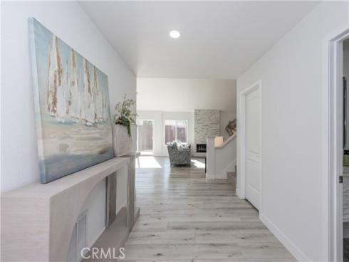 39  Cape Cod  , Irvine, CA