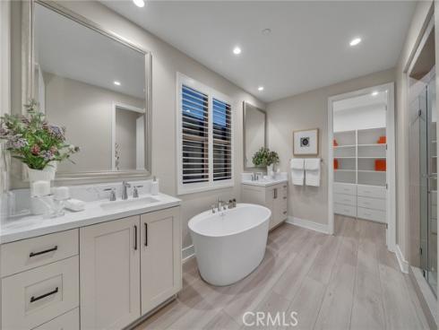 100  Albero  , Irvine, CA