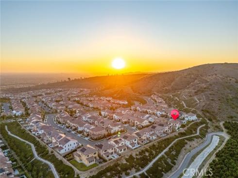 100  Albero  , Irvine, CA