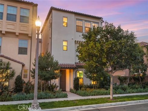 214  Elkhorn  , Irvine, CA