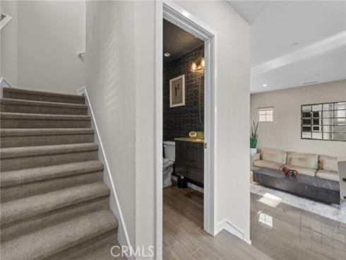 214  Elkhorn  , Irvine, CA