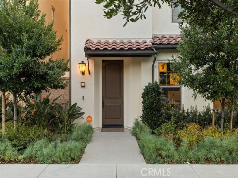 214  Elkhorn  , Irvine, CA