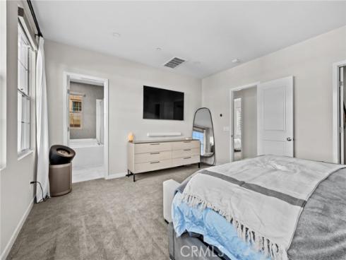 214  Elkhorn  , Irvine, CA