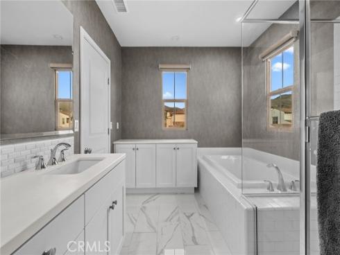 214  Elkhorn  , Irvine, CA