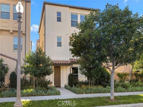 214  Elkhorn  , Irvine, CA