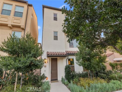 214  Elkhorn  , Irvine, CA