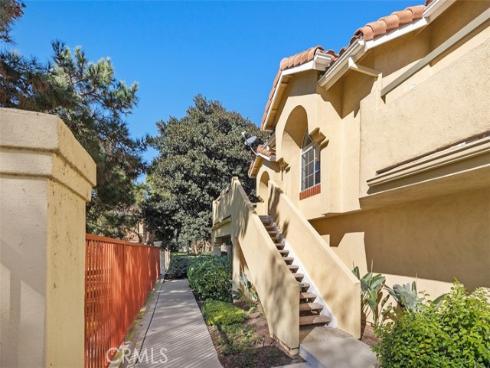 89  Alberti Aisle  , Irvine, CA