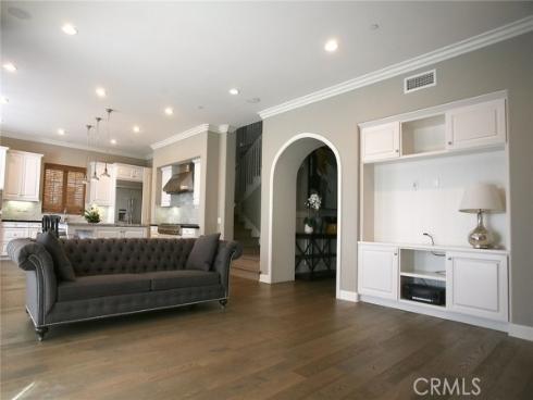 120  Long Fence  , Irvine, CA