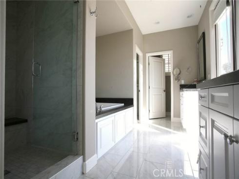 120  Long Fence  , Irvine, CA