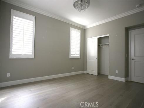 120  Long Fence  , Irvine, CA