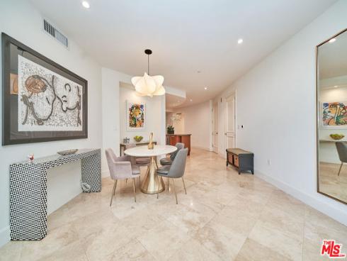 5072  Scholarship  505D , Irvine, CA