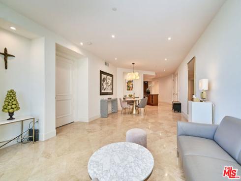 5072  Scholarship  505D , Irvine, CA