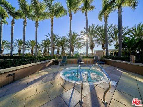 5072  Scholarship  505D , Irvine, CA