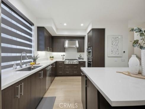 53  Gramercy  , Irvine, CA