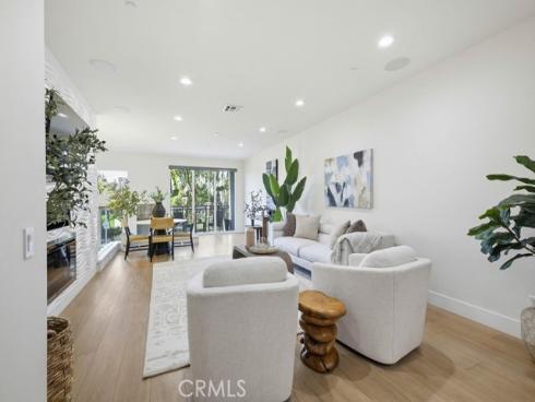 53  Gramercy  , Irvine, CA