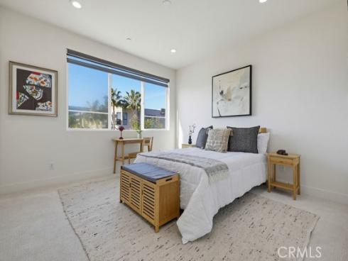 53  Gramercy  , Irvine, CA