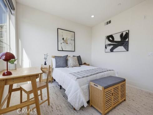 53  Gramercy  , Irvine, CA