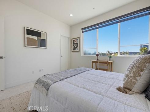 53  Gramercy  , Irvine, CA