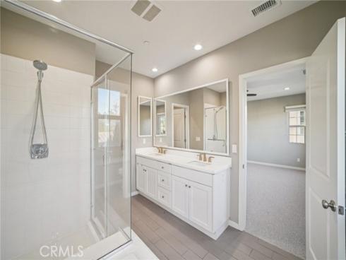 107  Kestrel  , Irvine, CA