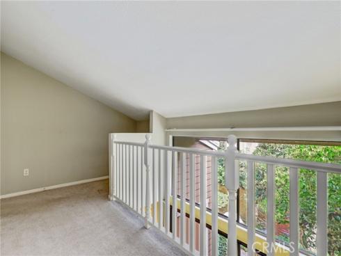 162  Pineview  , Irvine, CA