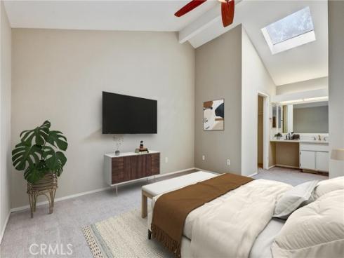 162  Pineview  , Irvine, CA