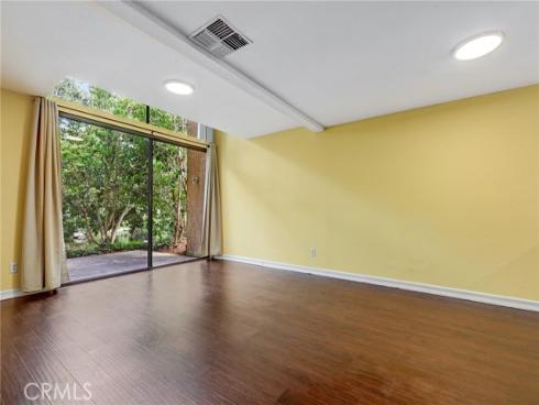 162  Pineview  , Irvine, CA