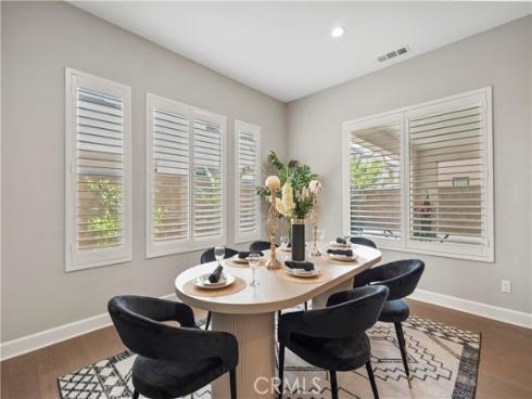 370  Sawbuck  , Irvine, CA