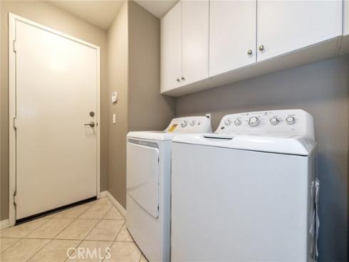 77  Hallmark  , Irvine, CA