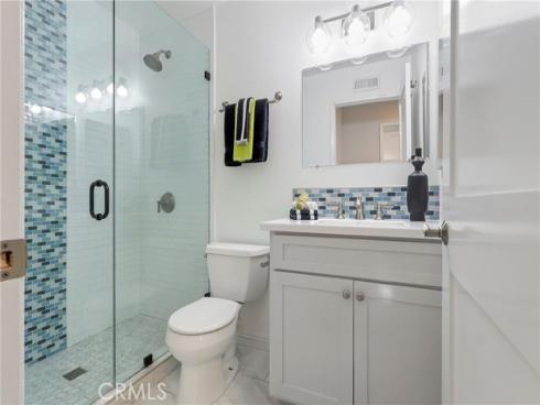 58  Rockwood  , Irvine, CA