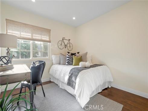 58  Rockwood  , Irvine, CA