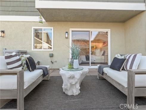 58  Rockwood  , Irvine, CA