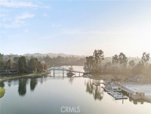 58  Rockwood  , Irvine, CA