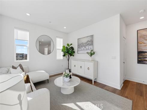 418  Lobata  , Irvine, CA