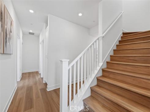 418  Lobata  , Irvine, CA