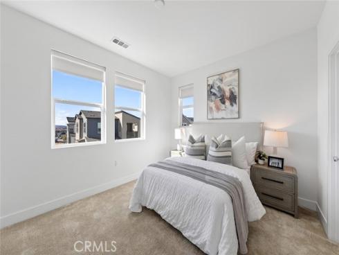 418  Lobata  , Irvine, CA