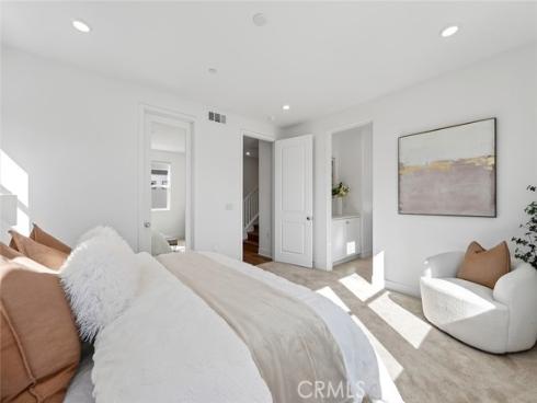 418  Lobata  , Irvine, CA