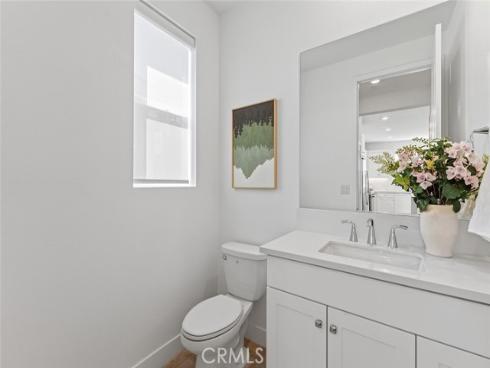 418  Lobata  , Irvine, CA