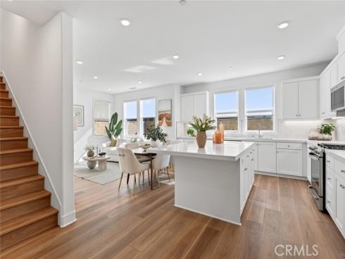 418  Lobata  , Irvine, CA