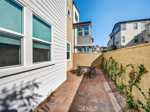 418  Lobata  , Irvine, CA