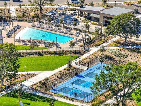 418  Lobata  , Irvine, CA