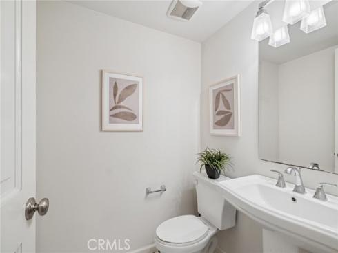 57  Strawberry Grove  , Irvine, CA