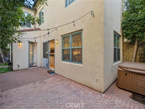 57  Strawberry Grove  , Irvine, CA