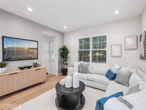 57  Strawberry Grove  , Irvine, CA