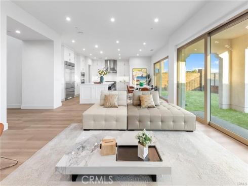 118  Sunnybank  , Irvine, CA