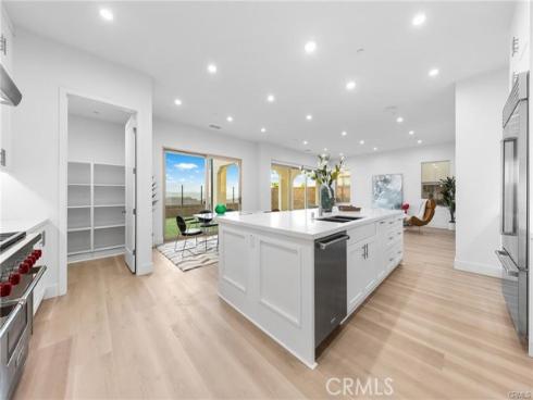 118  Sunnybank  , Irvine, CA