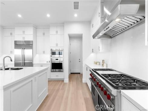 118  Sunnybank  , Irvine, CA