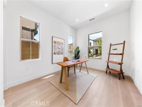 118  Sunnybank  , Irvine, CA