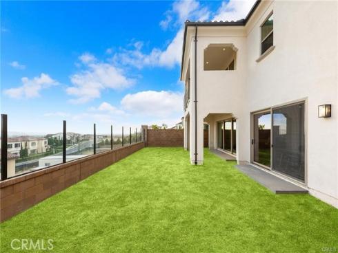 118  Sunnybank  , Irvine, CA