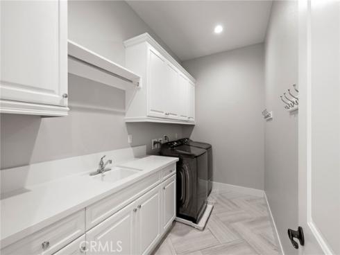 93  Interstellar  , Irvine, CA