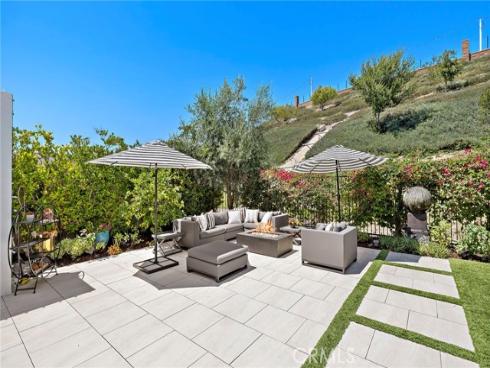 93  Interstellar  , Irvine, CA